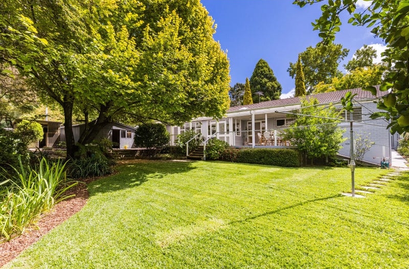 Presale Makeovers Crafers Charm Lawn Renovation