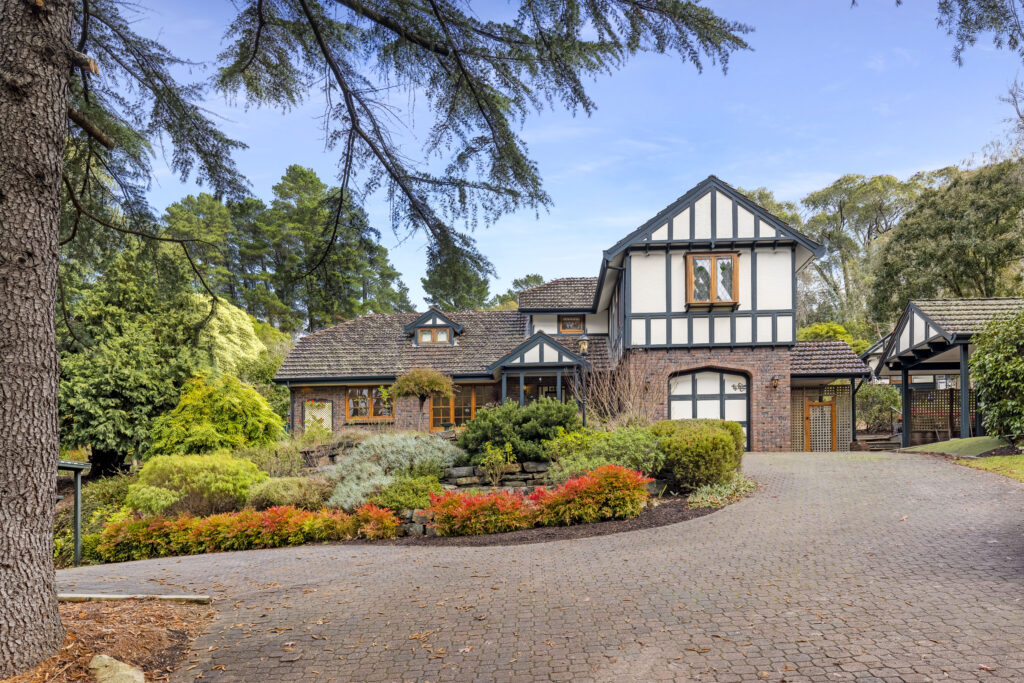 Presale Makeovers Wilpena Terrace Aldgate Exterior Renovation