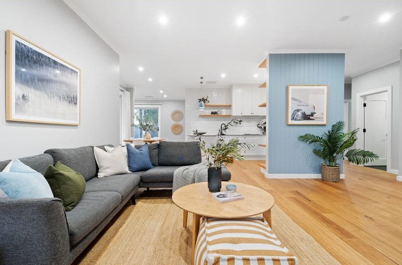 Presale Makeovers Fullham Gardens Living Room Renovation